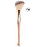 Pensula blush M04